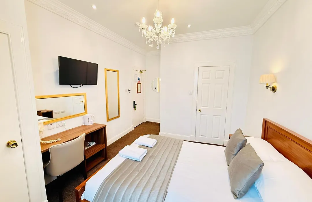 Sandyford Lodge-1