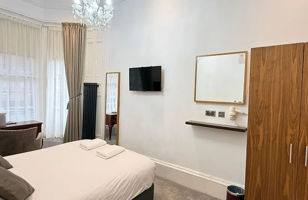 Sandyford Lodge-1